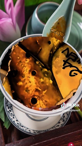 Understanding Pimple Popping: Satisfying Techniques