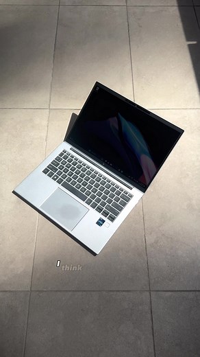 HP Elitebook 1040 G10 Review: Perfect Laptop for Traveling and Remote Work
