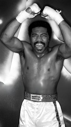 LEGENDARY BOXING CLASSICS on Instagram: "Aaron Pryor — relentless pressure, raw power, pure violence. Explosive combinations, brutal knockouts, and nonstop aggression. This short is a high-energy highlight of Pryor at his peak — built to motivate and hit hard. 🎬 This is a short fragment from my documentary Aaron Pryor vs Alexis Argüello. 📺 Watch the film: • YouTube — shortened version • Patreon — full documentary (exclusive) 🔗 Links in bio #Boxing #AaronPryor #boxinghighlights #knockouts #vin