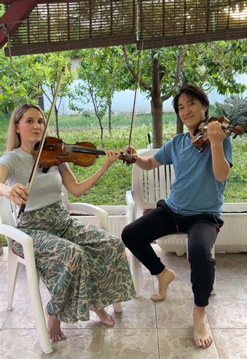 Haydn's Violin Duo Performance for Easter Celebration