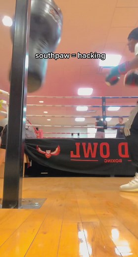 #fyp #foryoupage #southpaw #boxing #training #🥊 #gym #southpawboxing