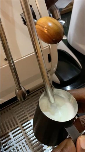 Extraction coffee and steaming milk some time#espressolover #coffee #steaming