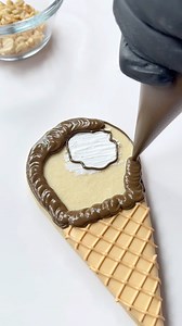 614K views · 10K reactions | Ice Cream CookieRecipes and Cutters link in bio #cookiedecorating #icecream #chocolate #diy #drumsticks | thelucky.cookie | Facebook