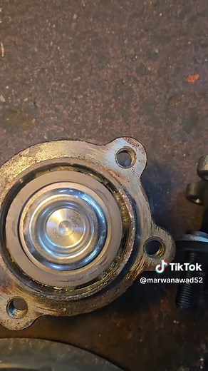2017 ford escape rear tralling arms and bearings #oddlysatisfying #ti...