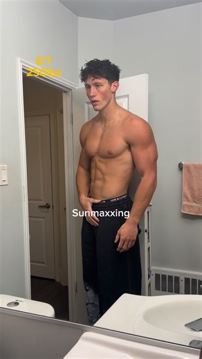 Brian Wallack on Instagram: "Back home and locked in🤩😤 CODE BWALL @gymshark"