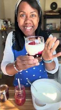 Fruit Yogurt Parfaits! Healthy and Delicious!🫐🍓🍨 #thankyoujesus #yogurt #spring