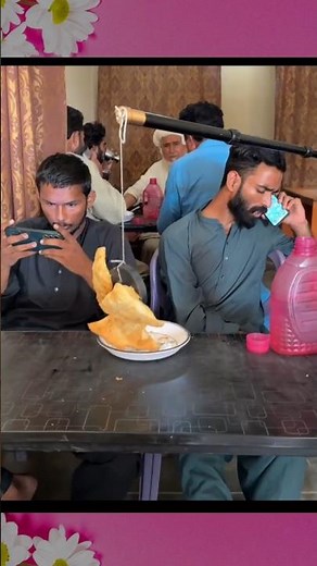 A magnet that takes food