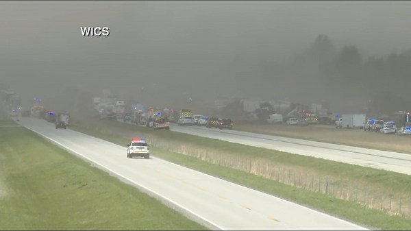 Illinois dust storm pile-up crash on I-55 involving 72-vehicles leaves 7 dead, over 30 hurt
