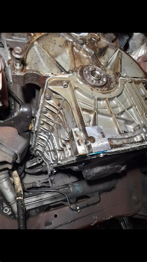 Primera parte de corrección de fuga de aceite de motor en Ford Explorer 1999 | OHG Motor's