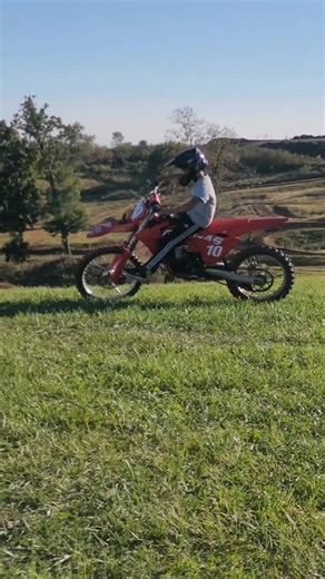 From 65cc to 250??? 😄 What a beautiful day that was at Sugar Maple MX in Hillpoint, Wisconsin few months ago and such a breathtaking place. Here's Johnny having fun trying out his Dad's GasGas after a great race day. . . . #johnnymx125 #gasgas #motocross #motorcyclelife #motocrossracing #dailyfeed #reels #instafeed #reelsvideo #reelsfbシ | O'Connell Racing N MotoPhoto