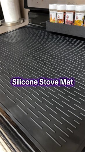 Silicone Scratch Cover for flat top stoves. It says you have your life together #stovetopmat #stovetopcover #siliconestovemat #kitchenhacksthatwork #kitchenmusthave