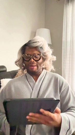 303K views · 11K reactions | Older people love being on Facebook but don’t know how to work it..this how it be  | Notkarltonbanks | Facebook