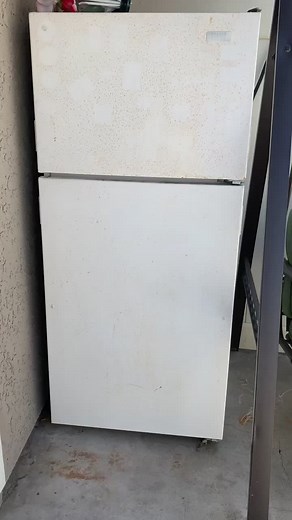 $2 Fridge Makeover with contact paper from the #dollartree store #makeover #diy #fridge #homedecor