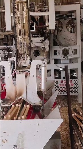 High-Speed Bamboo Stick Splitting Machine in Action! #short