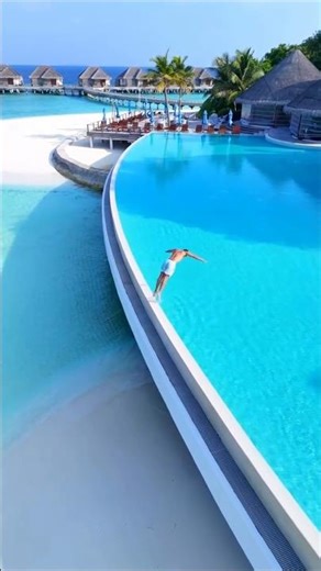 Amazing place in the world #beautifulworld #travel #shorts #naturelovers