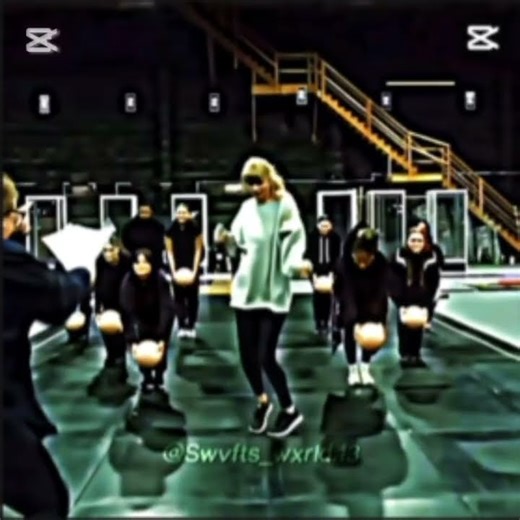 Gabriella edit! Kinda chopped sry it was a fast made one!