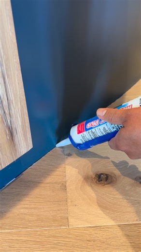 We like to use matching colors for our caulk so you won’t even notice it’s there! Visit our website by clicking the link in our bio to schedule your next appointment with Caulking Solutions! #colorpalettes #colorscheme #dfw | Caulking Solutions