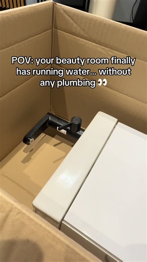 Our customer Annabella at allaboutaesthetics__ was super happy to receive delivery of her 400mm portable sink 🤩 Perfect for beauty rooms, clinics and home setups where plumbing isn’t an option but running water is a must. ✔ Hot & cold running water at consistent pressure ✔ No mains water connection required ✔ Compact 400mm size – ideal for smaller spaces ✔ Plug in and go ✔ Free delivery A proper setup, without the hassle 👏 #portable_sink #beautyroomsetup #beautybusinessuk #aestheticsclinic #sa