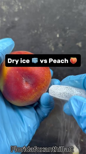 Dry ice 🧊 vs Peach 🍑 #Satisfying #Experiment #ASMR #DryIce | Satisfying