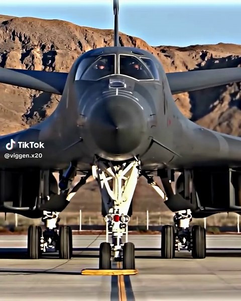 B1 Bomber: The Toughest Aircraft Overview