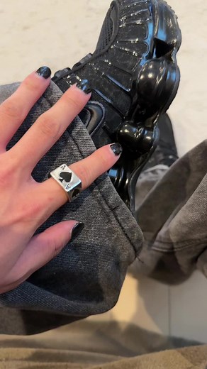 ナイキショックスのサイズ感とストリートスタイル