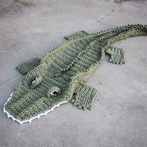 CROCHET PATTERN Alligator Blanket - Alligator Costume Pattern - Bulky & Quick Alligator Blanket Crochet Pattern by Mj's off the Hook Designs - Etsy