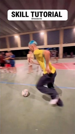 Learn this epic street soccer MOVE ⚽️🔥 #football #soccer #footballskills