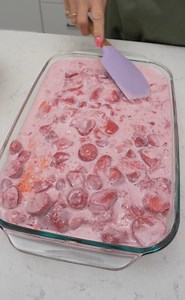 2.5M views · 10K reactions | Nana's Strawberry Cake! | Charles Parks | Facebook