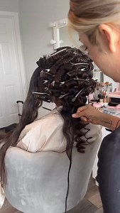 23K views · 5.2K reactions | Quince Updo ✨✨✨ #Hairtutorial #hairideas #engamenthairideas #Peinados #Peinado #hairstyletutorial #hairstyleinspo #peinadistosfaciles✨❤️ #peinadisima | Ariadna’s Makeup Artist | Facebook