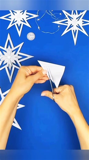 New Paper craft DIY idea 💙🤍 MD Shawn #fblifestylechallenge #hilightseveryonefollowers2025 #shortsreels #trendingreelsvideo #trendingreel #papercrafting #paper #diyprojects #trading #diyhomedecor | MD Shawn