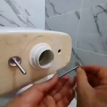 7M views · 60K reactions | Installing the bathroom seat is easy.#Al-Ta'ee vs Al-Nassr #cristianoronaldo #LionelMessi #Inter #Milan #EPL #MacAllister #BingChilling #banfieldriverplate #LigaArgentina #riverplate #InterdeMiami #WestHam | ລາວ Temple | Facebook