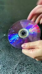 Collab Turn old CDs into festive jewellery set 💿