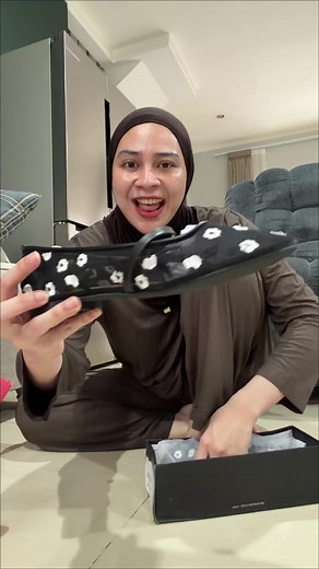 Lihat Rekomendasi Sepatu Terbaru dan Trendy