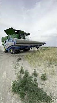 Shelbourne "XCS 36" Stripper Header Startup! #johndeere #wheatharvesting #wheatharvest