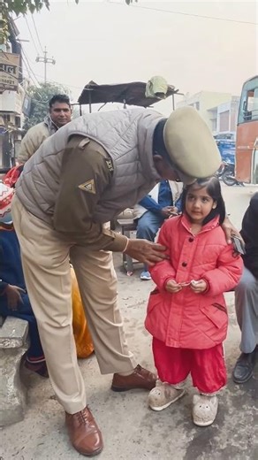 मोबाइल फोन अपने छोटे बच्चों की पहुंच से दूर रखें।।#smallchildren #mobile #harmful #awareness #shorts