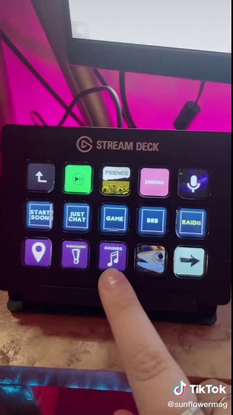 Stream Deck Tour: Organizing Your Streaming Setup Efficiently