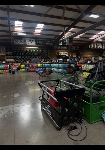 Just a friendly game of pig… or at least that was the idea. Come shop your favorite ropes and dummies or just come hangout with the crew. Shop in-store or online at teskeys.com🔗 #teskeyssaddleshop #teskeysranchlife