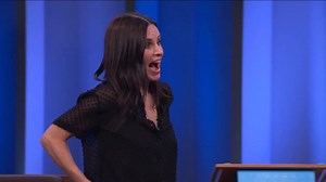 1M views · 10K reactions | Re-watch ALL of Courtney Cox's episodes of #25WordsorLess LIVE on YouTube!  Don't miss it! This Thursday at 3pm/pt (6pm/et) Click here to get a notification ➡️ https://youtube.com/live/Bhk0lUh8qdI?feature=share | 25 Words or Less | Facebook