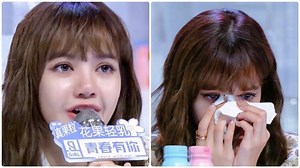 BLACKPINK LISA SAD AND CRY MOMENTS - WHY SO SAD LISA | Jeon Ji Hyeon's World