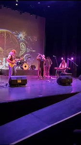 @agusa.band, se está presentando ahora en Quillota, Chile. La banda Sueca de rock folk progresivo está mostrando un gran show único en la quinta región. 🔥🇸🇪 📹 @bitethepain | Nación Progresiva