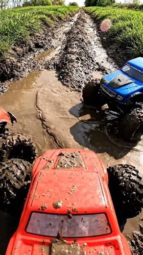 🤯 RC TRUCK Gets EXTREME Mud Makeover! 🚜💨 Can It Survive?!