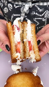 A new way to do dessert! Jen makes her fluff sandwich with a twist | Family Style Cooking