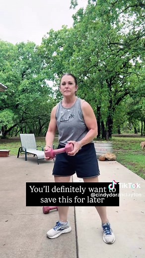 Try this easy, beginner arm workout at home with just a dumbbell and watch those flabby arms get toned & defined! 🔥💃🏻💪🏻 check out my bio for my exact arm workout ❤️ #homeworkoutsforwomen #homeworkout #armworkout #armworkoutathome #tonedarms #athomeworkout #dumbbellworkout #beginnerworkouts #workout #workoutroutine t