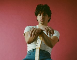 Bradley Simpson talks about his new single 'Picasso'
