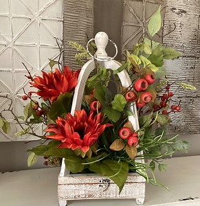 Fall Floral Lantern Arrangement, Rust Sunflower Centerpiece, Lantern Arrangement, Fall Centerpiece, Thanksgiving Arrangement, Fall Decor - Etsy