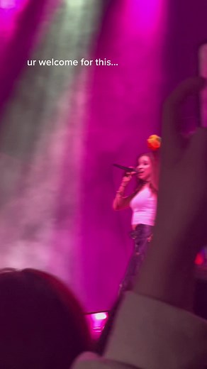 Isabella Rosa Young Forever Tour Screaming