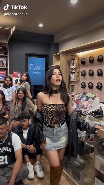 Creative Yearbook Photoshoot Ideas for School