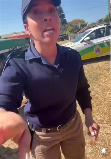 278K views · 2.3K reactions | This tone, attitude, and arrogance must change when authorities engage with the public. We are law-abiding citizens, not criminals, and should not be treated as such. Considering the growing number of individuals impersonating law enforcement, it is both reasonable and justified for members of the public to ask why officers are not in full uniform with their name and identification clearly displayed. | Name Shame & Expose Durban | Facebook