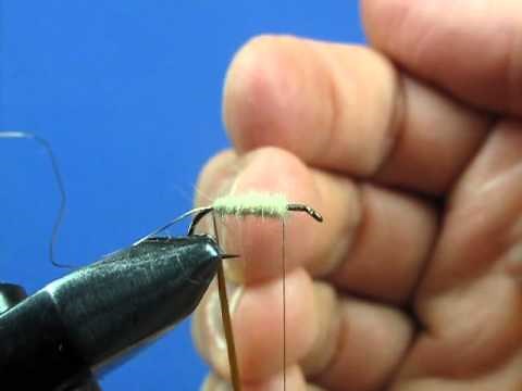 Beginner Fly Tying Tips - Part 10: The Elk Hair Caddis.wmv