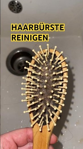 HAARBÜRSTE einfach reinigen mit Natron | Putzen mit Hausmitteln | diesen Lifehack musst du kennen!